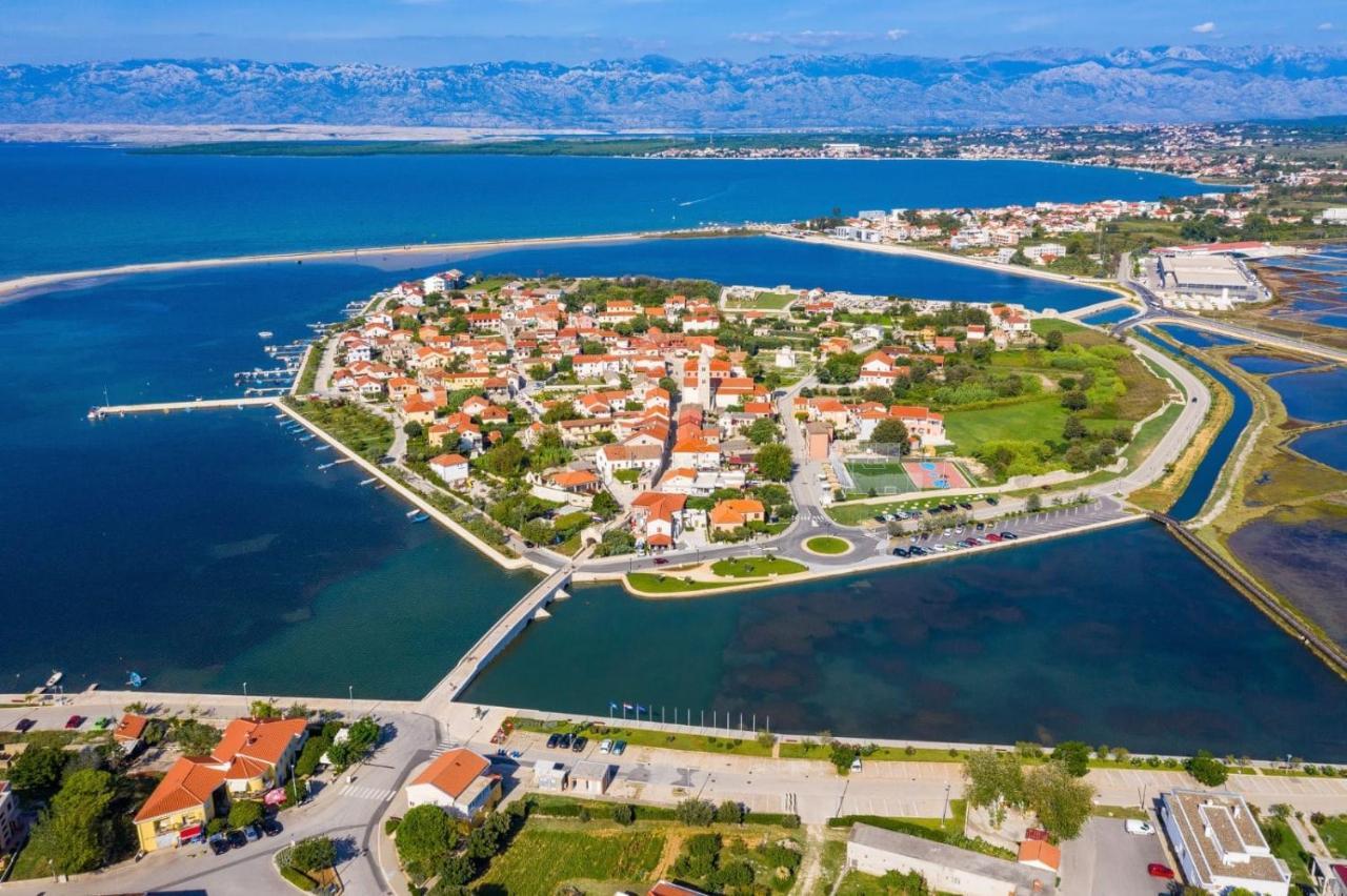 Apartments With A Parking Space Nin, Zadar - 19555 외부 사진
